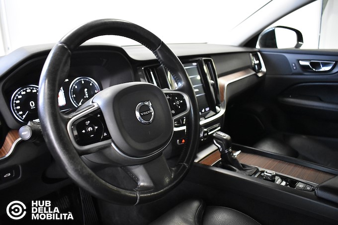 VOLVO V60 Cross Country D4 AWD Geartronic Pro